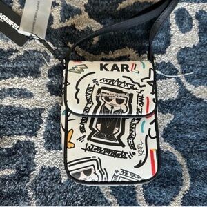 NWT Karl Lagerfeld Graffiti Paris Crossbody Bag/Purse Black White